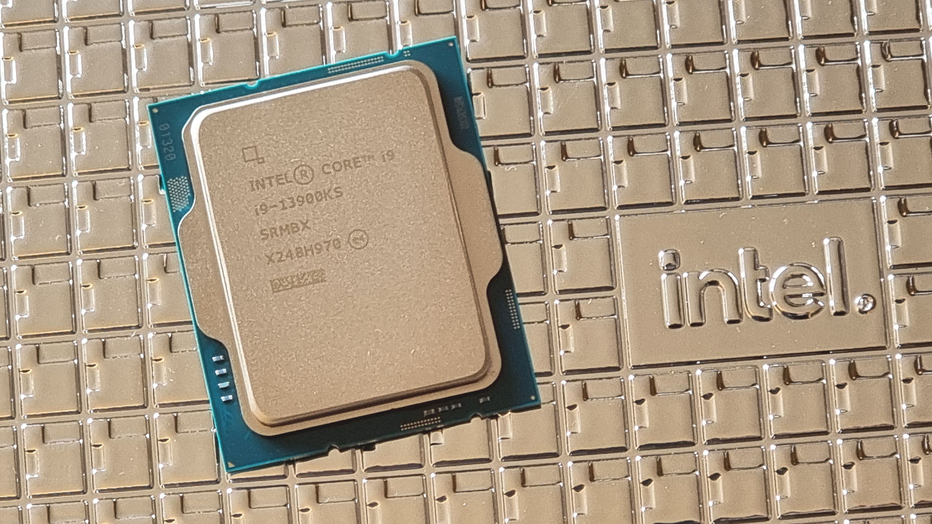 Intel прекратила выпуск коробочных версий процессоров Raptor Lake.